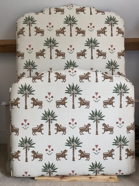 The Sidney - 81cm Height